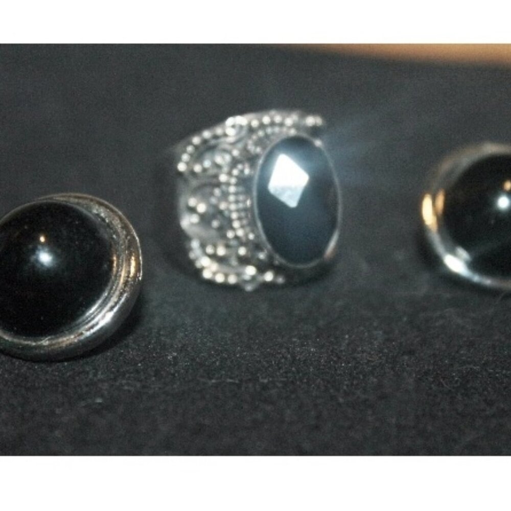 Medieval 925 Sterling Bold Onyx Ring and Earrings Set